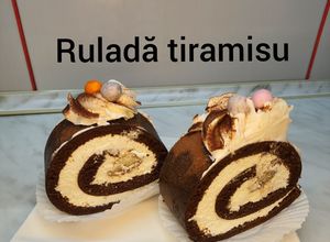 O poză a rețetei Ruladă Tiramisu.