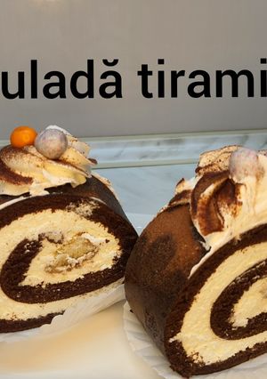 O poză a rețetei Ruladă Tiramisu.