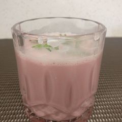 A picture of Kokum sherbet with coconut milk or Solkadhi.