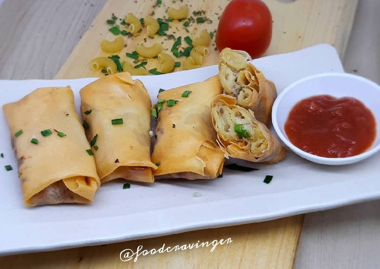 Lumpia Makaroni Goreng