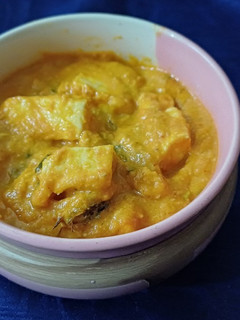 A picture of Paneer butter masala.