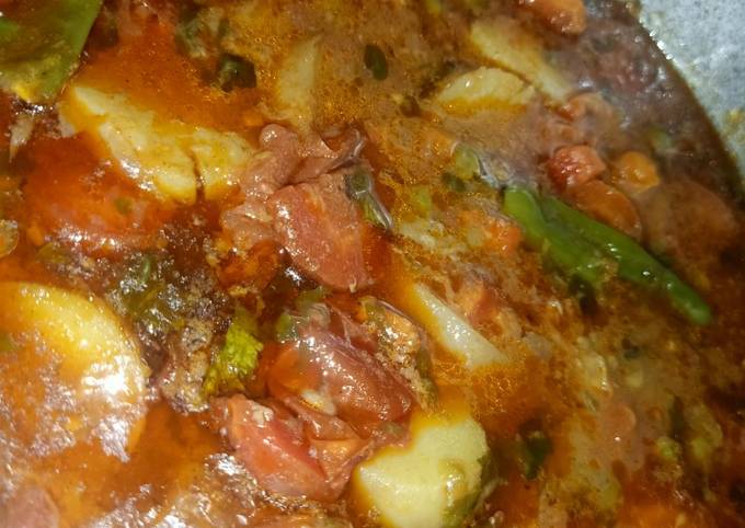Potato, pea, and carrot curry mom's recipe 😋