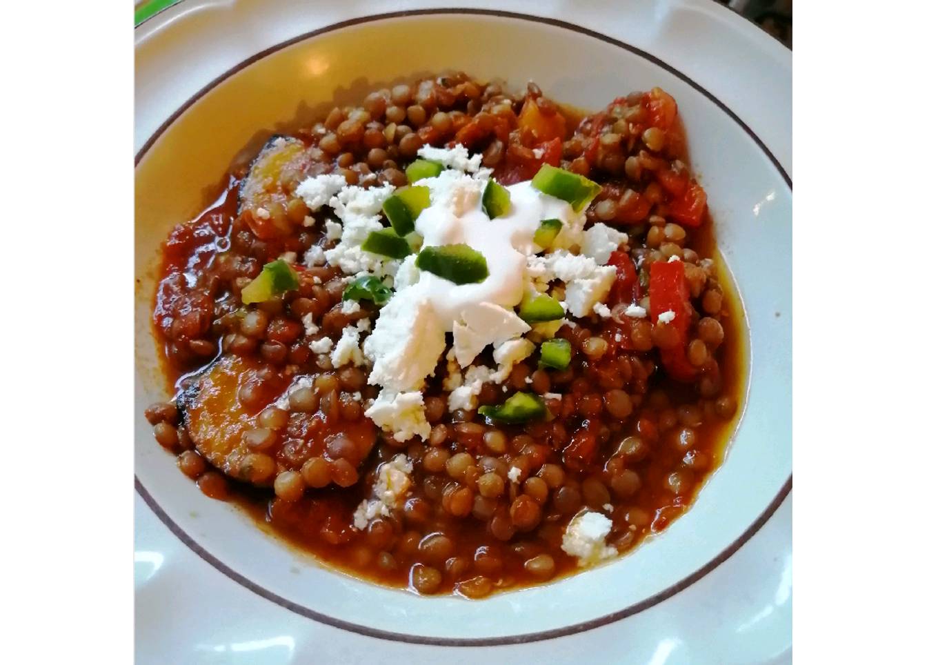 Lentejas con chile ancho