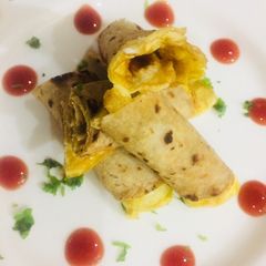 A picture of Veggie egg roll.
