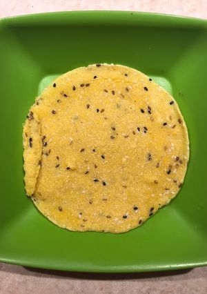 A picture of Cornmeal pancakes 🥞.