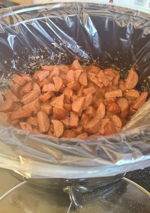 A picture of Slow cooker applesauce kielbasa turkey sausage.
