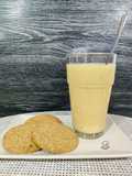 Smoothie de piña con yogur de cereales y cúrcuma