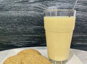 Una foto de yoghurt de piña