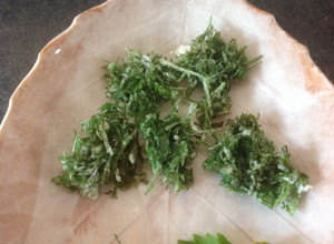A picture of Seriously crispy Tempura - carrot leaves      "Don’t throw away No.3".