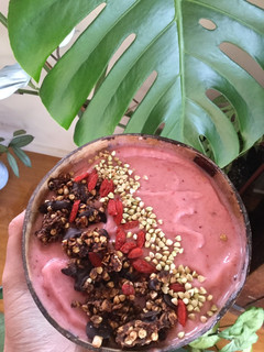 A picture of Strawberry smoothie bowl.