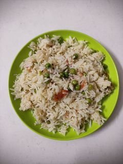 मटार भात (matar bhat recipe in marathi) रेसिपी चे मुख्य फोटो