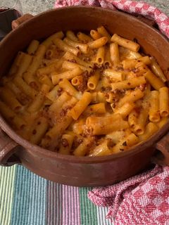 Foto di Pasta al forno pasticciata con ragù bolognese e besciamella
