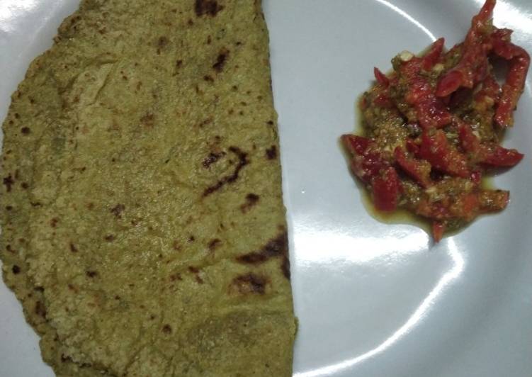 Masala Bajra Roti with Instant Sweet Chilli Pickle