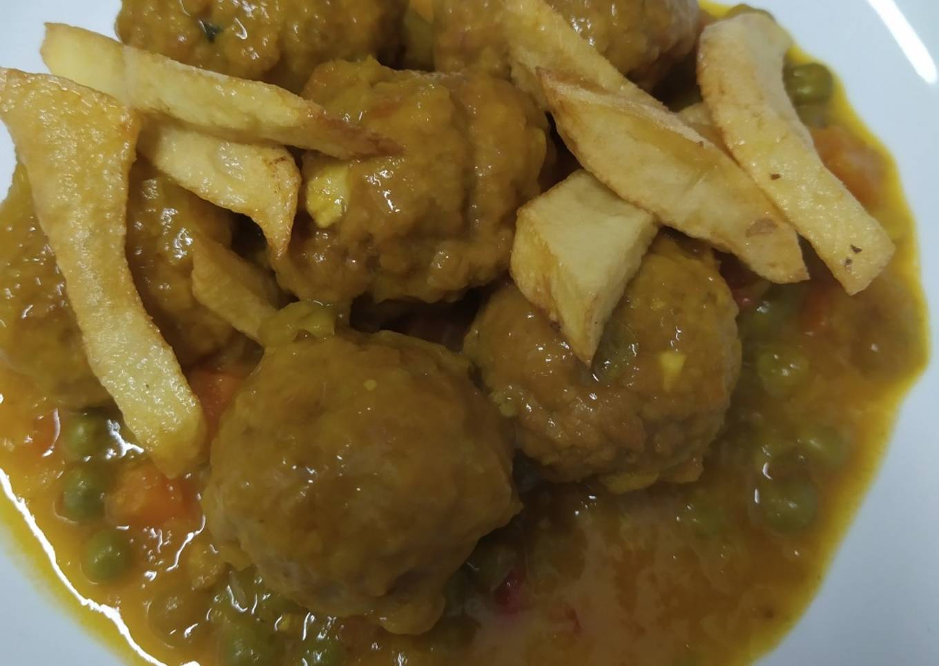 Albóndigas en salsa