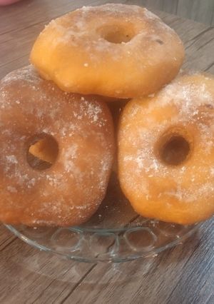 عکسی از دستور اینم یه دونات من با خمیر جادویی😋
