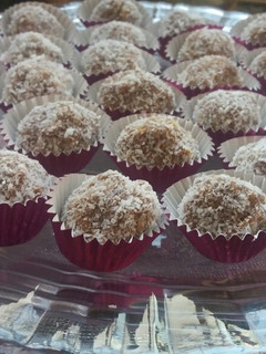Una foto de Trufas de coco!