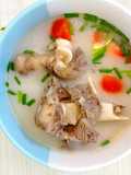 Sop kaki kambing Betawi pakai susu