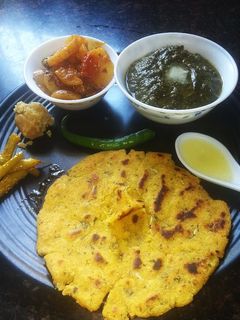 पंजाबी सरसो दा साग (Punajbi sarson da saag recipe in hindi) रेसिपी मुख्य फोटो