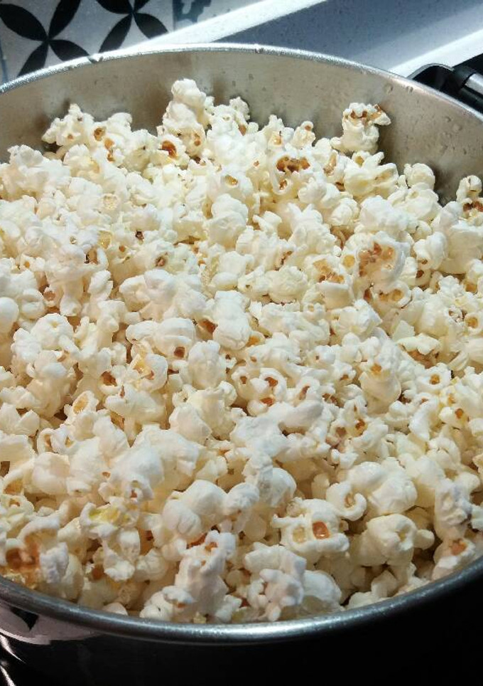 Una foto de Palomitas de maíz caseras🌽🌽🌽