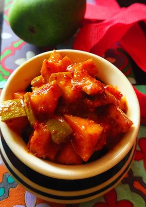 A picture of Mango Pickle.