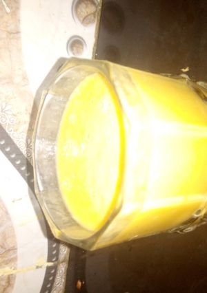 A picture of Mango-Watermelon smoothie.