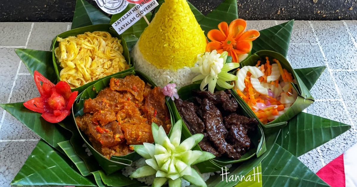 Nasi Tumpeng Gunung Sari