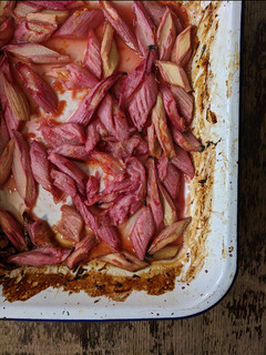 A picture of Roasted rhubarb with orange.