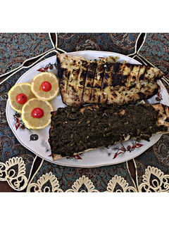 عکسی از دستور ماهی کبـابی با حـشو🐟🔥
