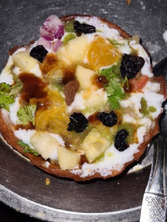 कटोरी चाट (Katori chaat recipe in Hindi) रेसिपी मुख्य फोटो