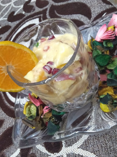 A picture of Fruit Custard Pudding.