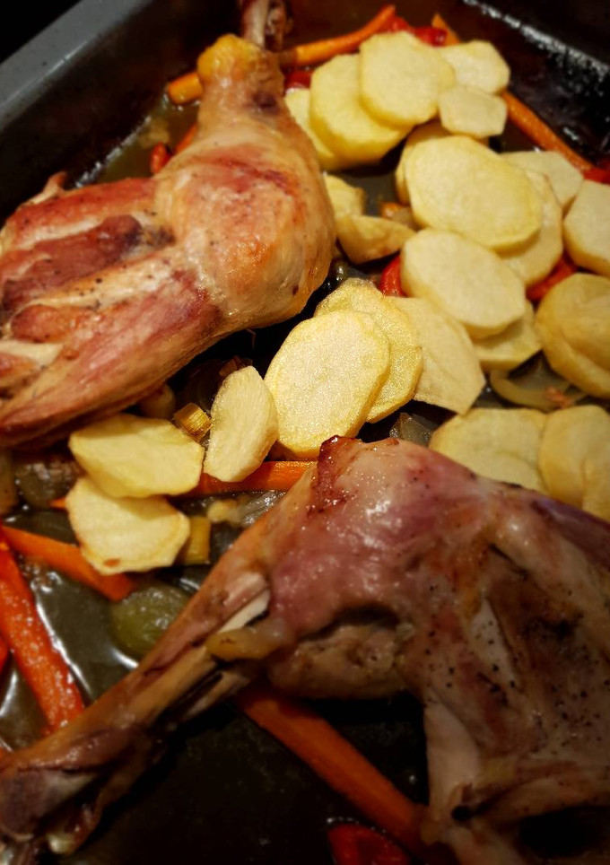 Una foto de Zancos de pollo al horno