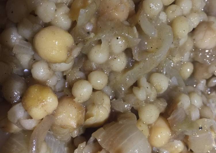 مغربية