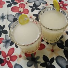A picture of Lichi juice.