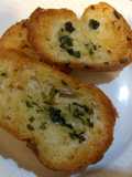 Pan de ajo (con pan comprado)