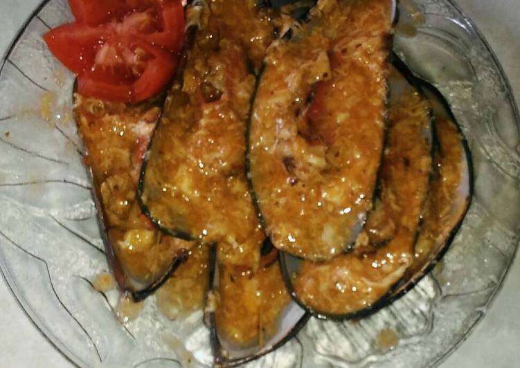 Kerang hijau saus padang modifikasi