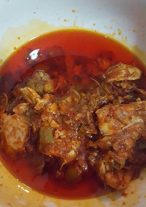 Una foto de Pollo en salsa a la cubana