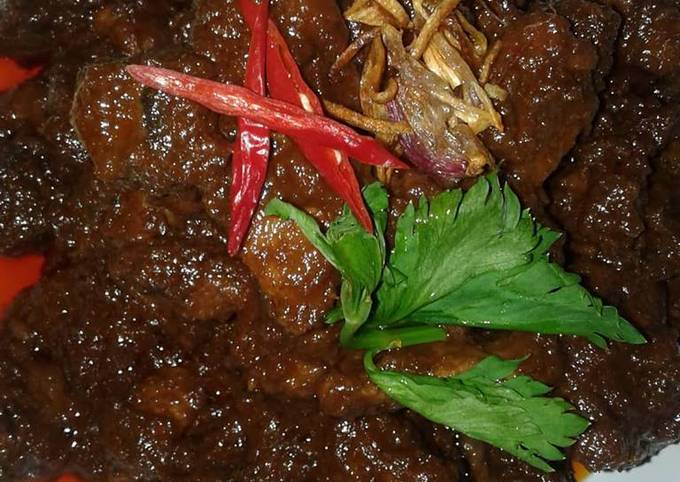 Rendang mantul