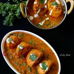 A picture of Lucknowi Bharwa Aloo.