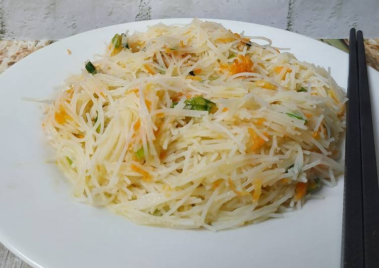 Bihun/Soun goreng putih (bisa untuk isian)