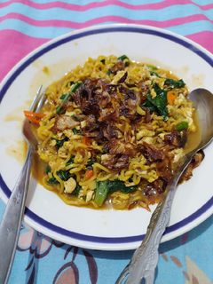 Foto resep Mie Goreng nyemek (indomie)