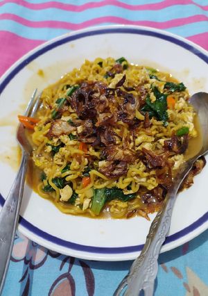Foto resep Mie Goreng nyemek (indomie)