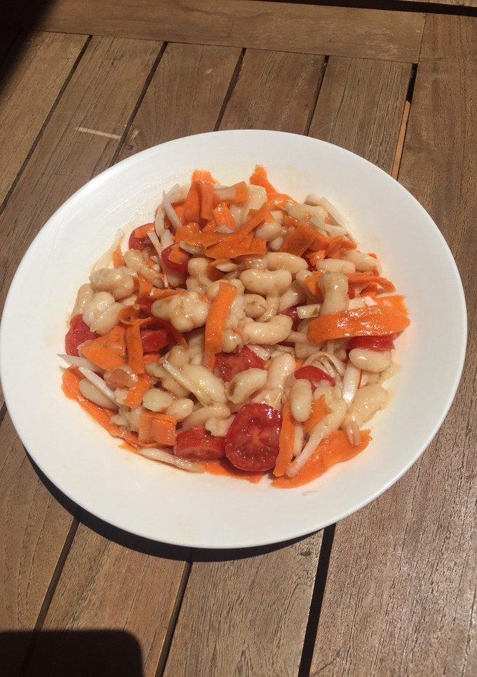 Una foto de Ensalada de alubias de bote slow-express