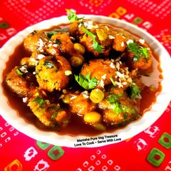 A picture of Green Toor Dana Methi Dumplings Curry - Toor Dana Methi Muthiya Gujarati Sabzi - Winter Special.