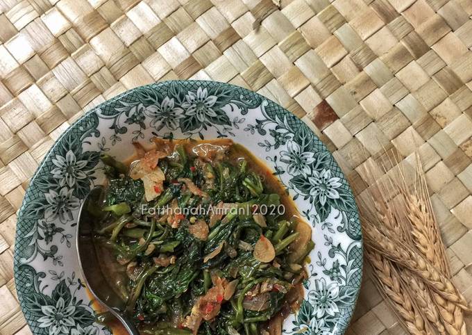 Resipi Kangkung Belacan Oleh Fatthanah Amran Cookpad