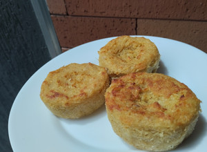 Una foto de Mini panes🥮 de maíz🌽 y queso🧀