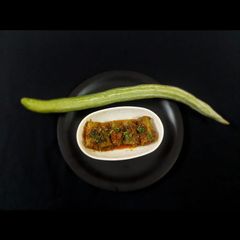 A picture of Stuffed Snake Gourd.