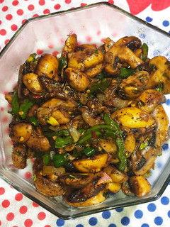 A picture of Garlic Butter Mushrooms 🍄.