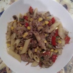 A picture of Quick pasta, veg and Tinned tuna in sunflower oil.