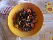 Una foto di insalata di riso venere