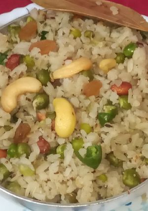 বেনারসি স্টাইলে চুড়া মটর (Chura Mator Recipe In Bengali) রেসিপির প্রধান ছবি
